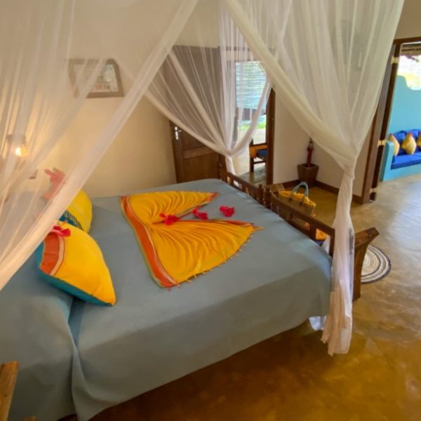 Butiama-Beach-Family-Room (1)